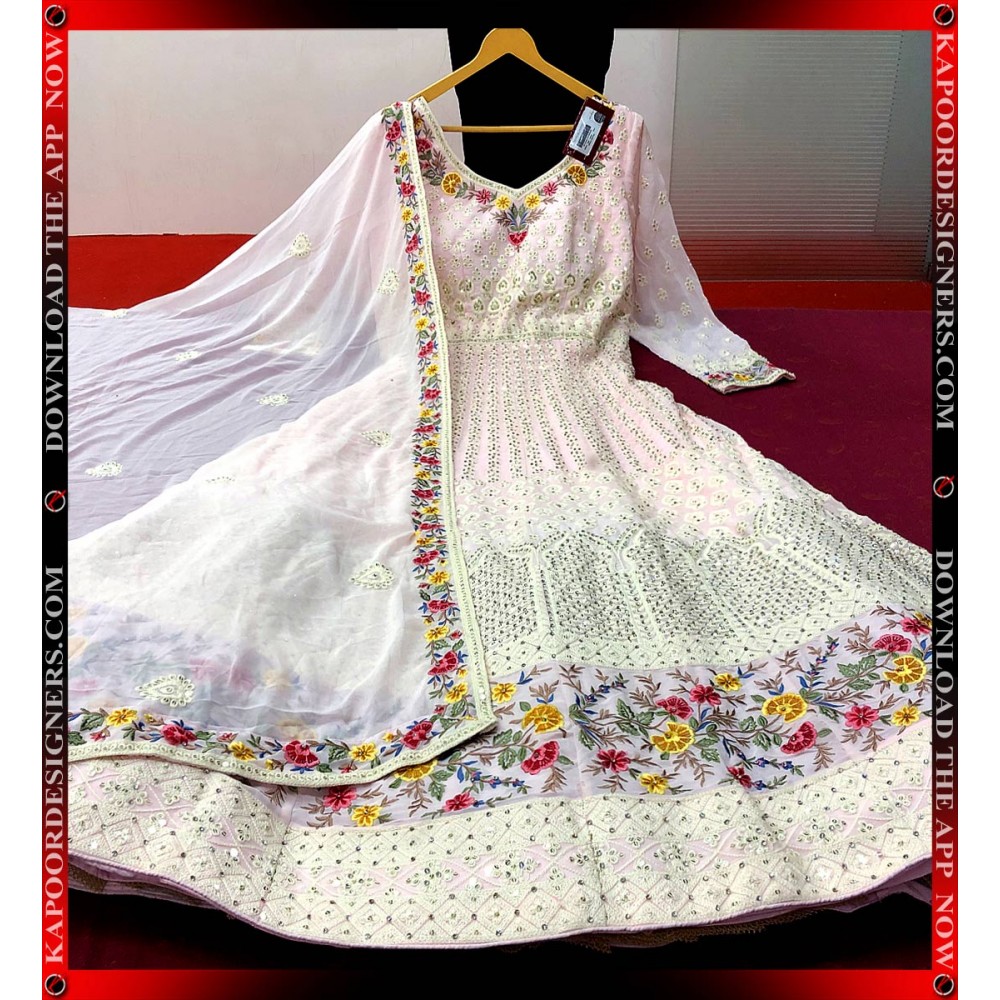 कम कपड़े से फूल लंबाई का गाउन बनाने का आसान तरीका सीखें🖕 - YouTube |  Ladies gown design, Traditional dresses designs, Designer anarkali dresses